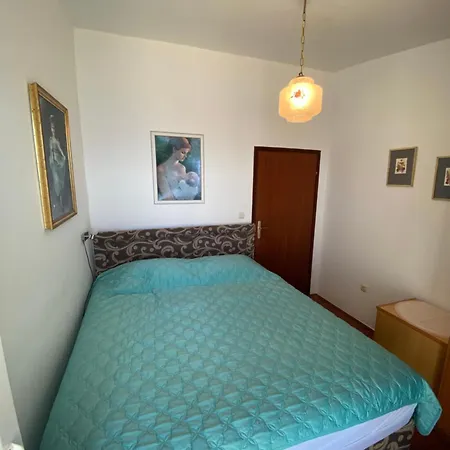 Apartman Lily *